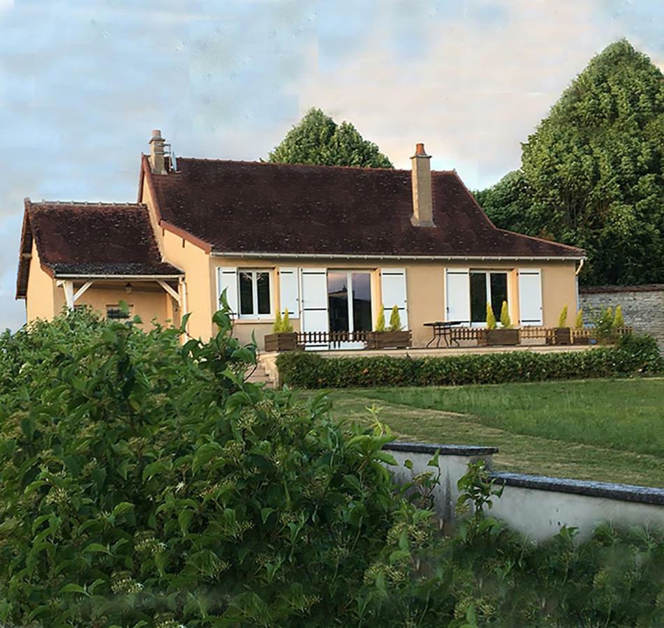 La Maison Et Son Jardin Sur Le Canal De Bourgogne Ravieres Esterno foto